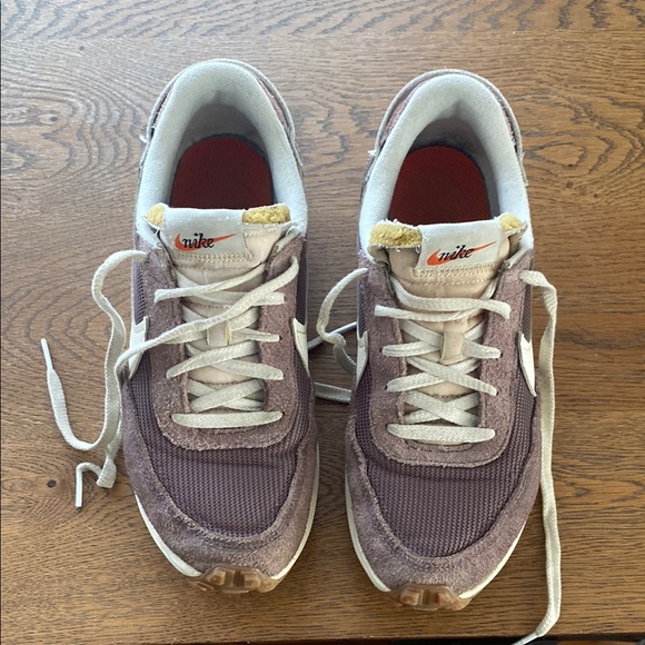 Nike Women's Waffle Debut Vintage Running Shoes - Brown and White - Picture 3 of 6